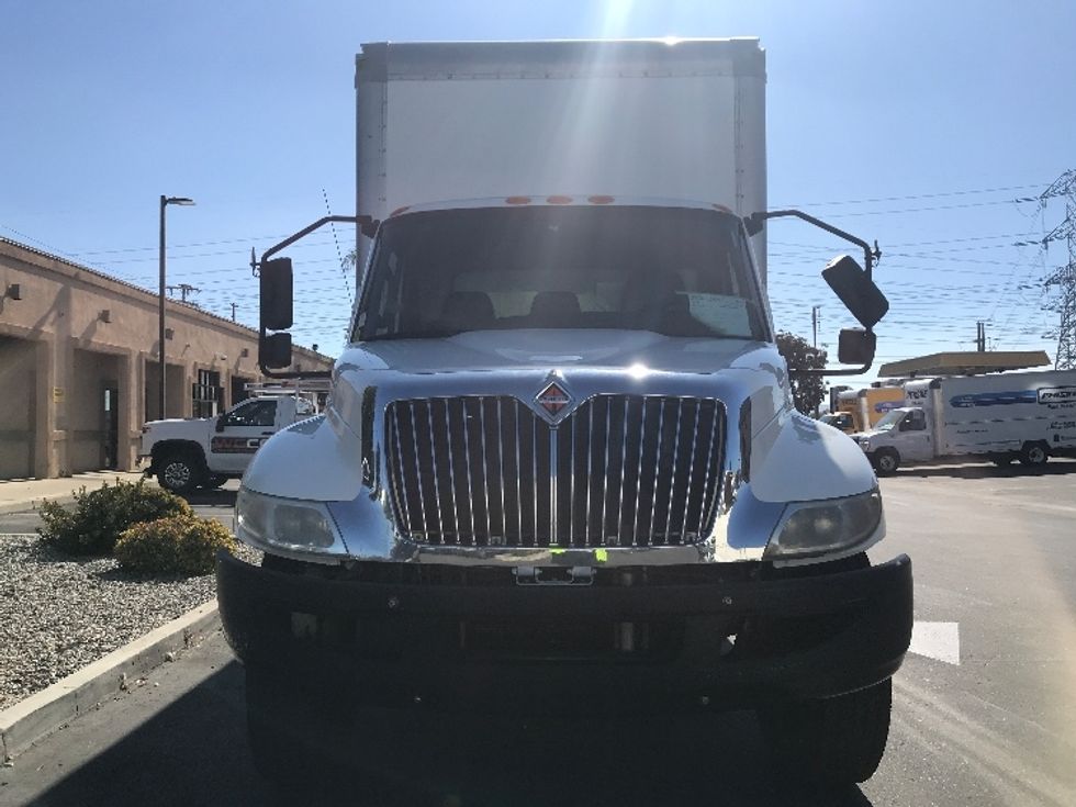 Medium Duty Box Truck-Light and Medium Duty Trucks-International-2020-MV607-Chino-CA-148,610\n\t\tmiles-$ 51,750 - Image 2