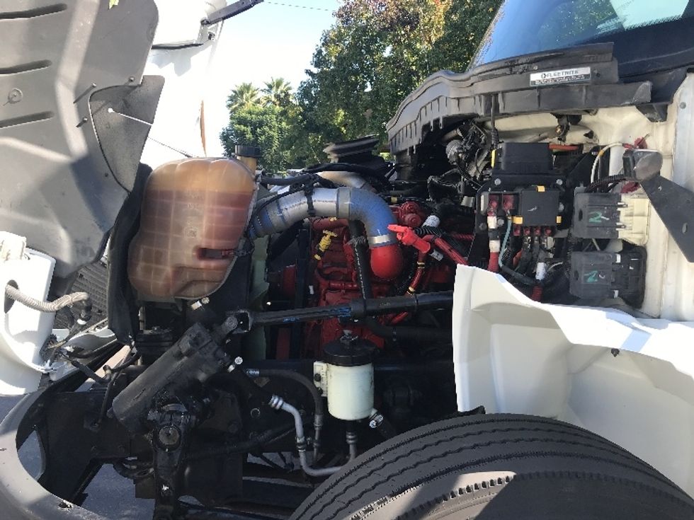 Medium Duty Box Truck-Light and Medium Duty Trucks-International-2020-MV607-Chino-CA-148,610\n\t\tmiles-$ 51,750 - Image 24