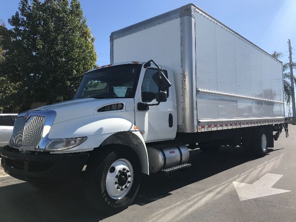 Medium Duty Box Truck-Light and Medium Duty Trucks-International-2020-MV607-Chino-CA-148,610\n\t\tmiles-$ 51,750 - Image 3