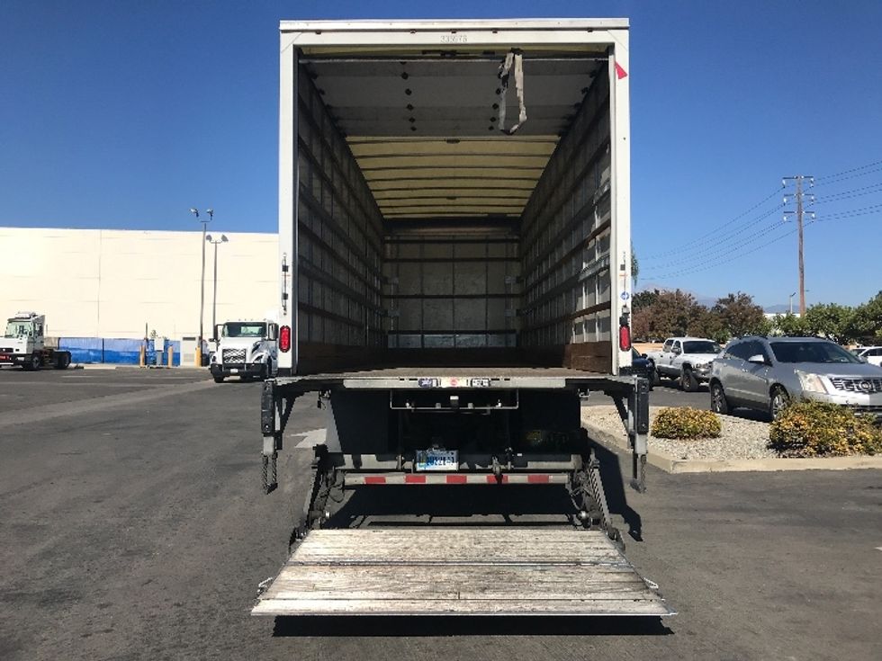 Medium Duty Box Truck-Light and Medium Duty Trucks-International-2020-MV607-Chino-CA-148,610\n\t\tmiles-$ 51,750 - Image 9