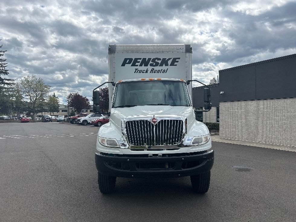 Medium Duty Box Truck-Light and Medium Duty Trucks-International-2020-MV607-Clackamas-OR-112,831\n\t\tmiles-$ 54,250 - Image 2