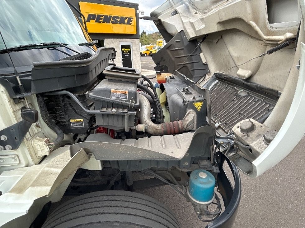 Medium Duty Box Truck-Light and Medium Duty Trucks-International-2020-MV607-Clackamas-OR-112,831\n\t\tmiles-$ 54,250 - Image 23