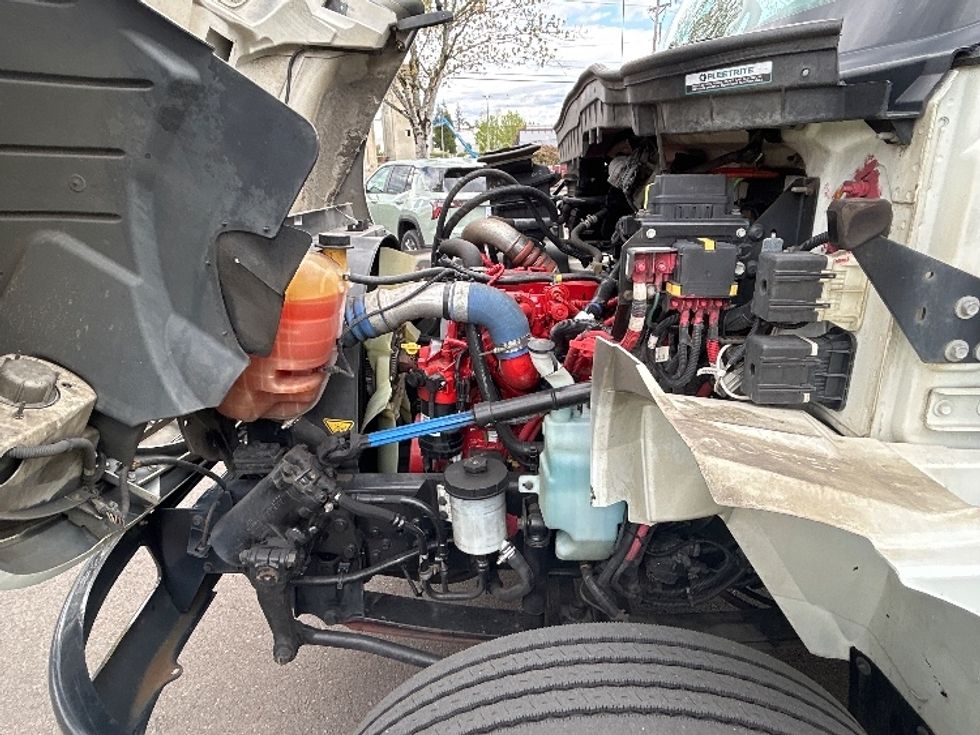 Medium Duty Box Truck-Light and Medium Duty Trucks-International-2020-MV607-Clackamas-OR-112,831\n\t\tmiles-$ 54,250 - Image 24