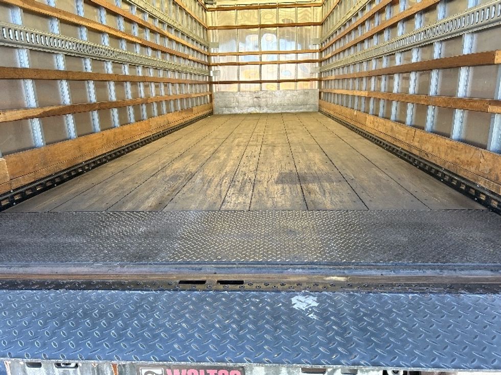 Medium Duty Box Truck-Light and Medium Duty Trucks-International-2020-MV607-Clackamas-OR-151,289\n\t\tmiles-$ 53,000 - Image 10