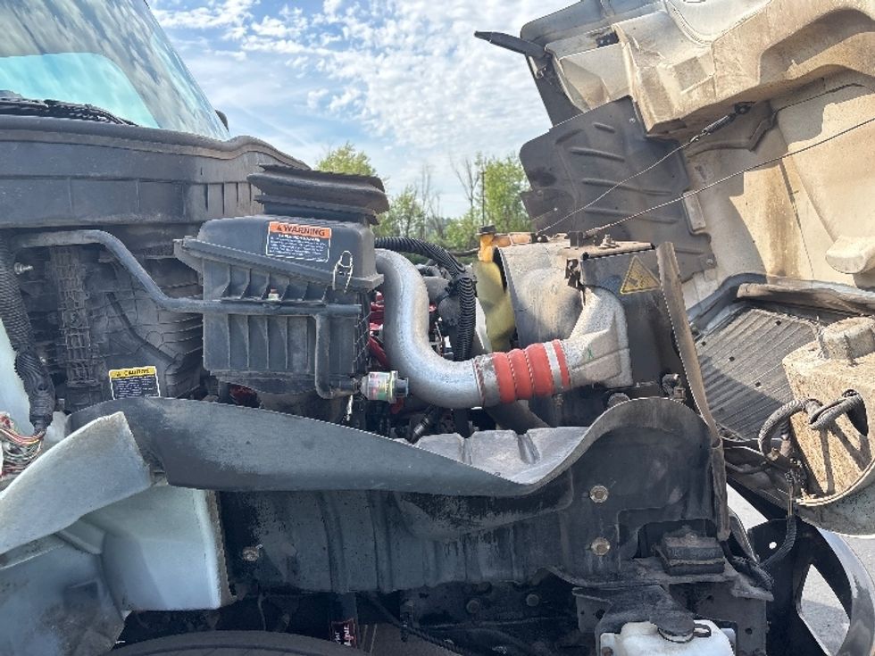 Medium Duty Box Truck-Light and Medium Duty Trucks-International-2020-MV607-Clackamas-OR-168,675\n\t\tmiles-$ 39,250 - Image 21