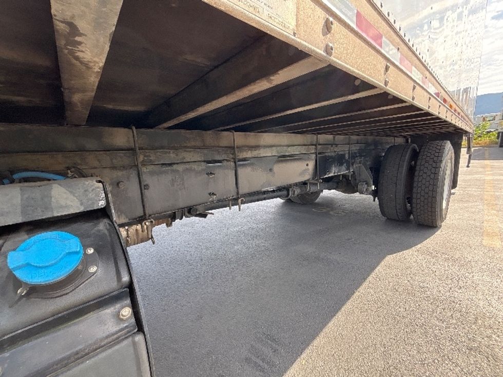 Medium Duty Box Truck-Light and Medium Duty Trucks-International-2020-MV607-Clackamas-OR-168,675\n\t\tmiles-$ 39,250 - Image 5