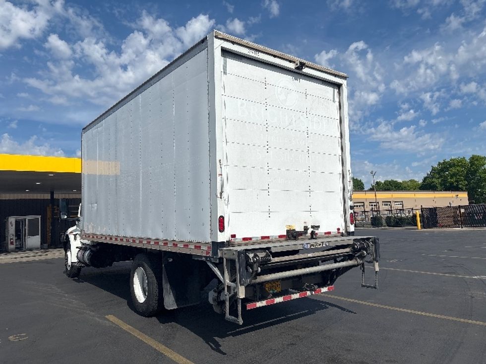 Medium Duty Box Truck-Light and Medium Duty Trucks-International-2020-MV607-Clackamas-OR-168,675\n\t\tmiles-$ 39,250 - Image 6