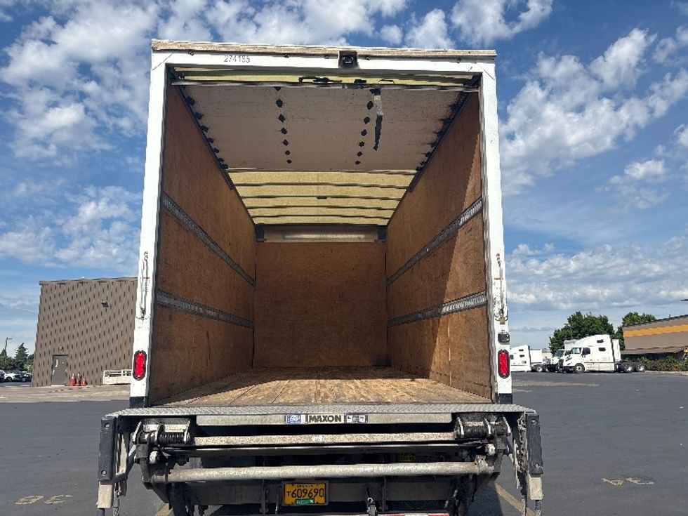 Medium Duty Box Truck-Light and Medium Duty Trucks-International-2020-MV607-Clackamas-OR-168,675\n\t\tmiles-$ 39,250 - Image 8