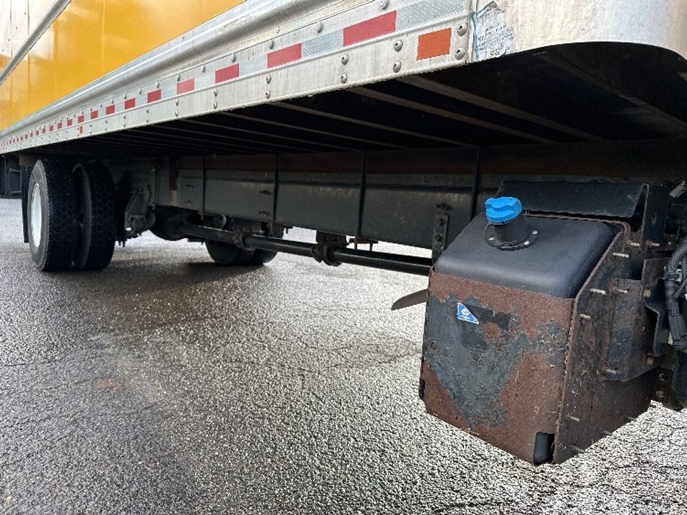 Medium Duty Box Truck-Light and Medium Duty Trucks-International-2020-MV607-Clackamas-OR-200,632\n\t\tmiles-$ 39,000 - Image 13