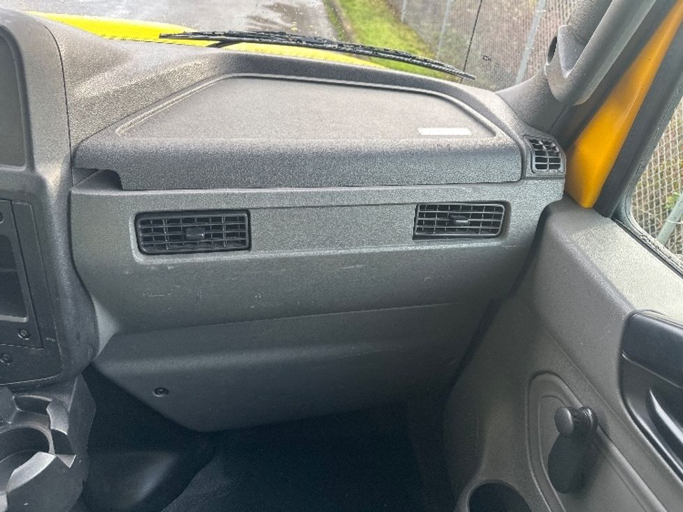 Medium Duty Box Truck-Light and Medium Duty Trucks-International-2020-MV607-Clackamas-OR-200,632\n\t\tmiles-$ 39,000 - Image 20