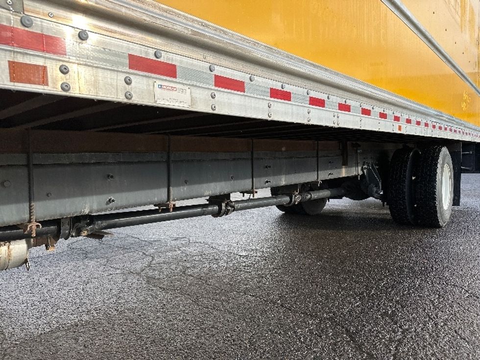 Medium Duty Box Truck-Light and Medium Duty Trucks-International-2020-MV607-Clackamas-OR-200,632\n\t\tmiles-$ 39,000 - Image 5
