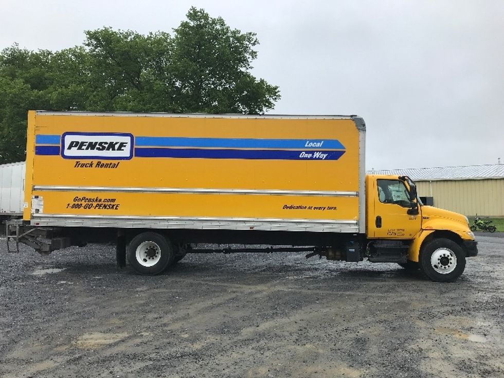 Medium Duty Box Truck-Light and Medium Duty Trucks-International-2020-MV607-Cleona-PA-192,638\n\t\tmiles-$ 43,250 - Image 15