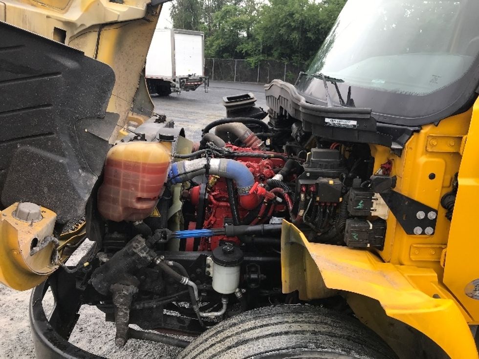 Medium Duty Box Truck-Light and Medium Duty Trucks-International-2020-MV607-Cleona-PA-192,638\n\t\tmiles-$ 43,250 - Image 24