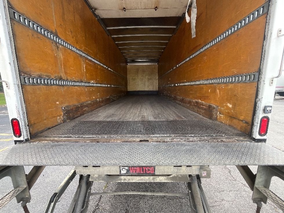 Medium Duty Box Truck-Light and Medium Duty Trucks-International-2020-MV607-Cleveland-TN-250,523\n\t\tmiles-$ 38,500 - Image 10