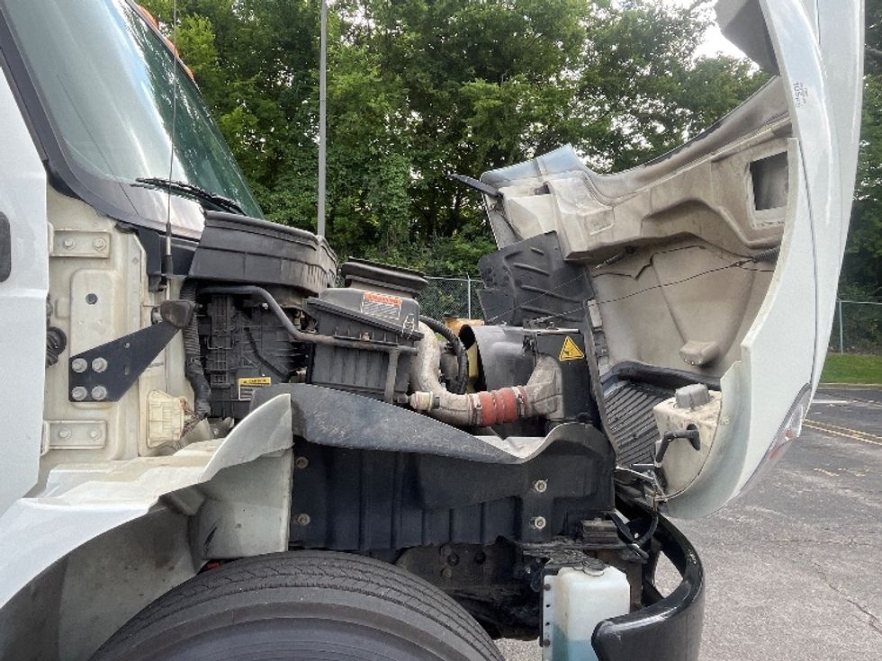 Medium Duty Box Truck-Light and Medium Duty Trucks-International-2020-MV607-Cleveland-TN-250,523\n\t\tmiles-$ 38,500 - Image 23