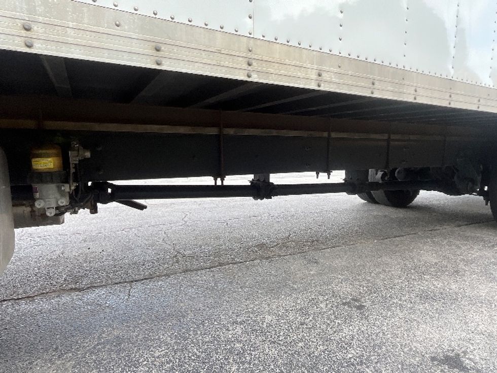 Medium Duty Box Truck-Light and Medium Duty Trucks-International-2020-MV607-Cleveland-TN-250,523\n\t\tmiles-$ 38,500 - Image 5