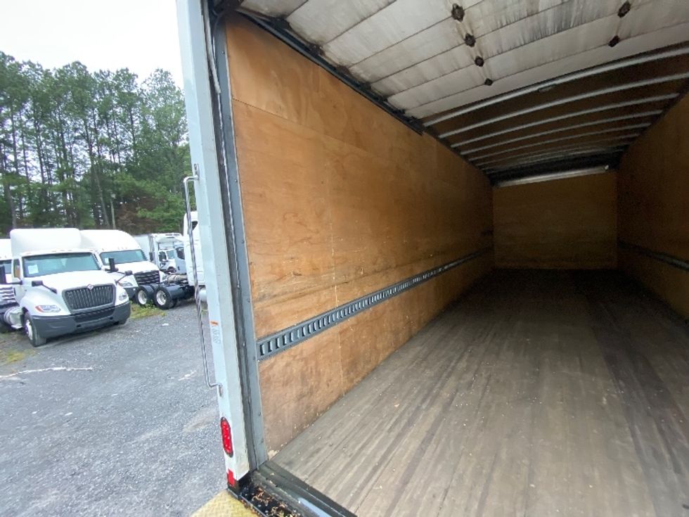 Medium Duty Box Truck-Light and Medium Duty Trucks-International-2020-MV607-Cleveland-TN-298,181\n\t\tmiles-$ 25,500 - Image 11