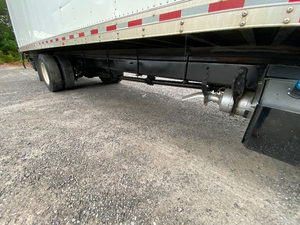 Medium Duty Box Truck-Light and Medium Duty Trucks-International-2020-MV607-Cleveland-TN-298,181\n\t\tmiles-$ 25,500 - Image 14