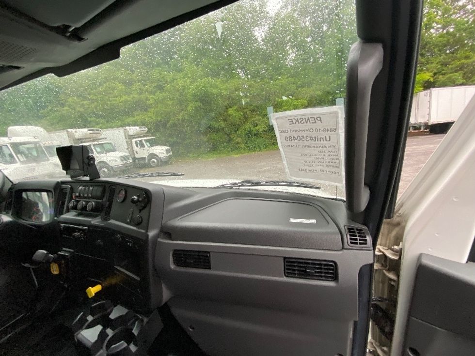 Medium Duty Box Truck-Light and Medium Duty Trucks-International-2020-MV607-Cleveland-TN-298,181\n\t\tmiles-$ 25,500 - Image 21