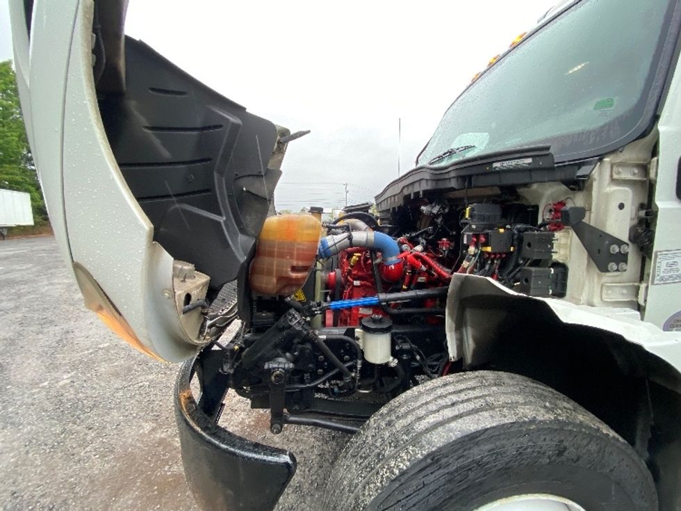 Medium Duty Box Truck-Light and Medium Duty Trucks-International-2020-MV607-Cleveland-TN-298,181\n\t\tmiles-$ 25,500 - Image 24