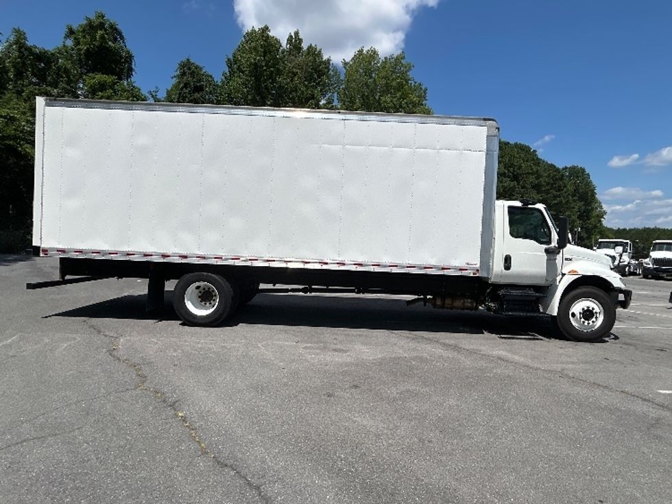 Medium Duty Box Truck-Light and Medium Duty Trucks-International-2020-MV607-Cleveland-TN-76,536\n\t\tmiles-$ 62,500 - Image 15