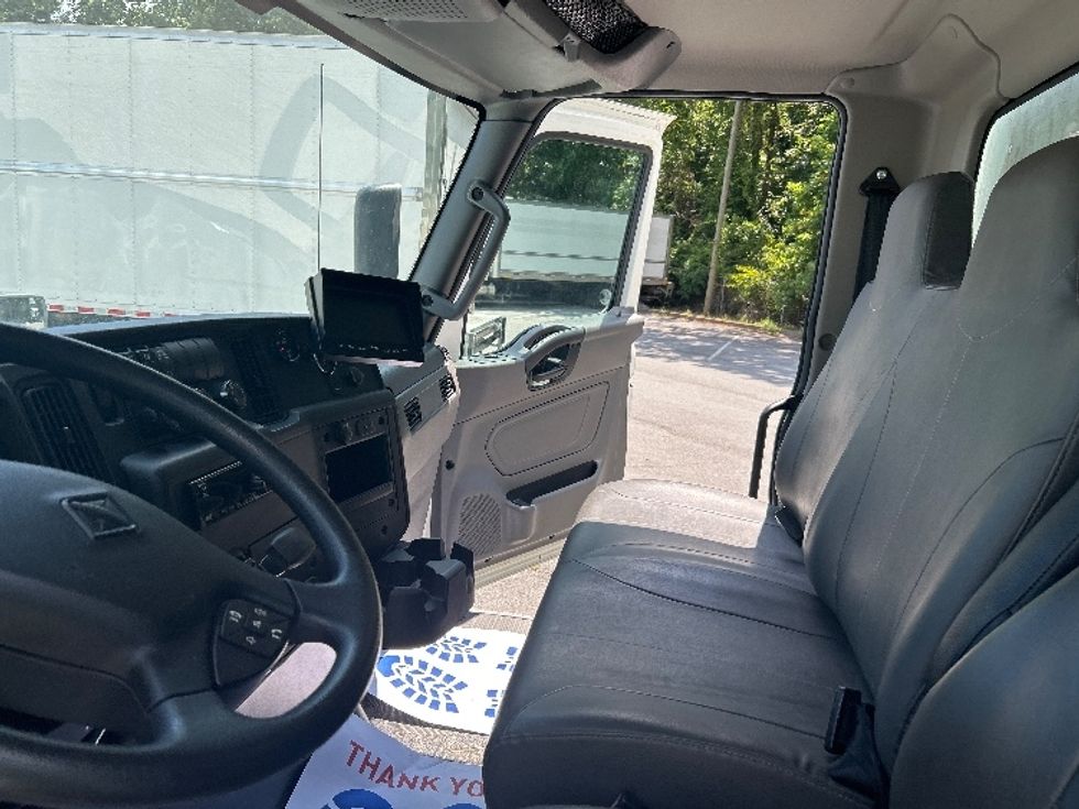 Medium Duty Box Truck-Light and Medium Duty Trucks-International-2020-MV607-Cleveland-TN-76,536\n\t\tmiles-$ 62,500 - Image 19