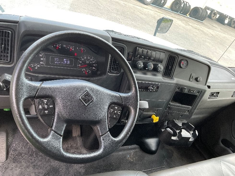Medium Duty Box Truck-Light and Medium Duty Trucks-International-2020-MV607-Cleveland-TN-94,187\n\t\tmiles-$ 55,750 - Image 17