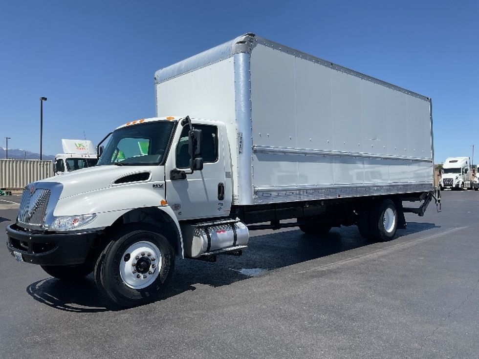 Medium Duty Box Truck-Light and Medium Duty Trucks-International-2020-MV607-Colorado Springs-CO-101,093\n\t\tmiles-$ 71,500 - Image 2