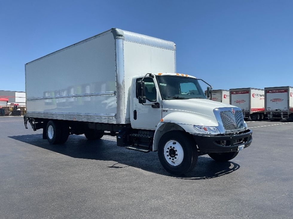 Medium Duty Box Truck-Light and Medium Duty Trucks-International-2020-MV607-Colorado Springs-CO-101,093\n\t\tmiles-$ 71,500 - Image 1