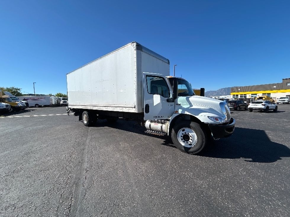 Medium Duty Box Truck-Light and Medium Duty Trucks-International-2020-MV607-Colorado Springs-CO-317,815\n\t\tmiles-$ 27,000 - Image 1