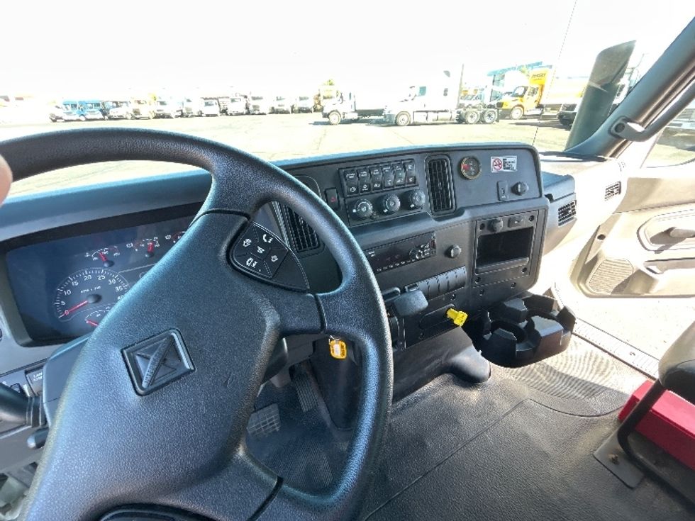 Medium Duty Box Truck-Light and Medium Duty Trucks-International-2020-MV607-Colorado Springs-CO-317,815\n\t\tmiles-$ 27,000 - Image 16