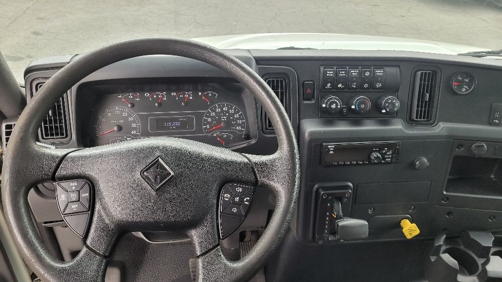 Medium Duty Box Truck-Light and Medium Duty Trucks-International-2020-MV607-Columbus-GA-115,297\n\t\tmiles-$ 64,750 - Image 18