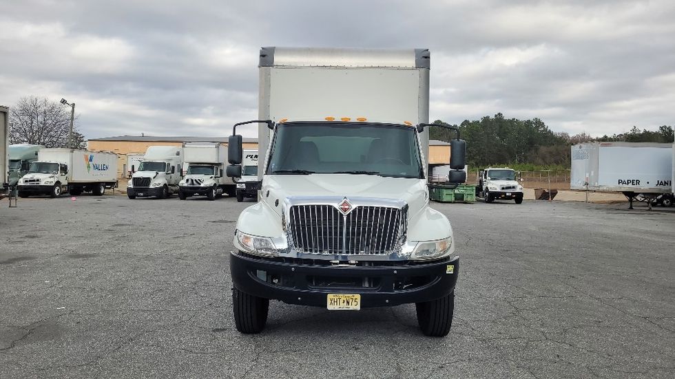 Medium Duty Box Truck-Light and Medium Duty Trucks-International-2020-MV607-Columbus-GA-115,297\n\t\tmiles-$ 64,750 - Image 2