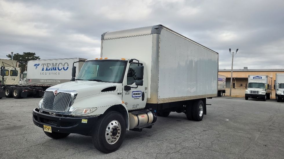 Medium Duty Box Truck-Light and Medium Duty Trucks-International-2020-MV607-Columbus-GA-115,297\n\t\tmiles-$ 64,750 - Image 3