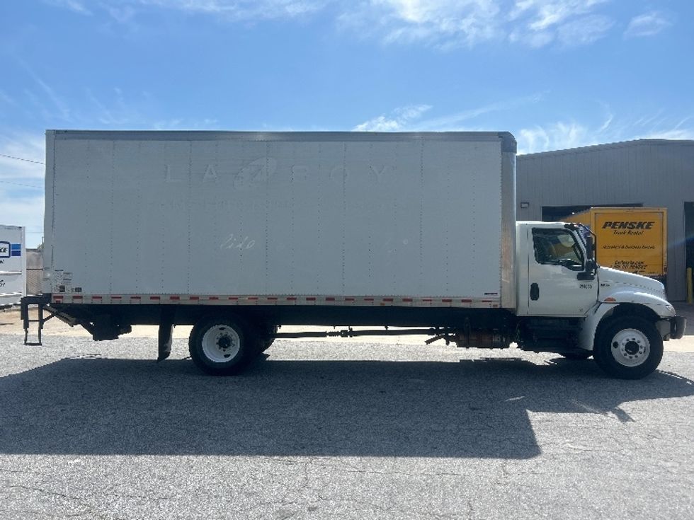 Medium Duty Box Truck-Light and Medium Duty Trucks-International-2020-MV607-Columbus-GA-177,858\n\t\tmiles-$ 44,250 - Image 15