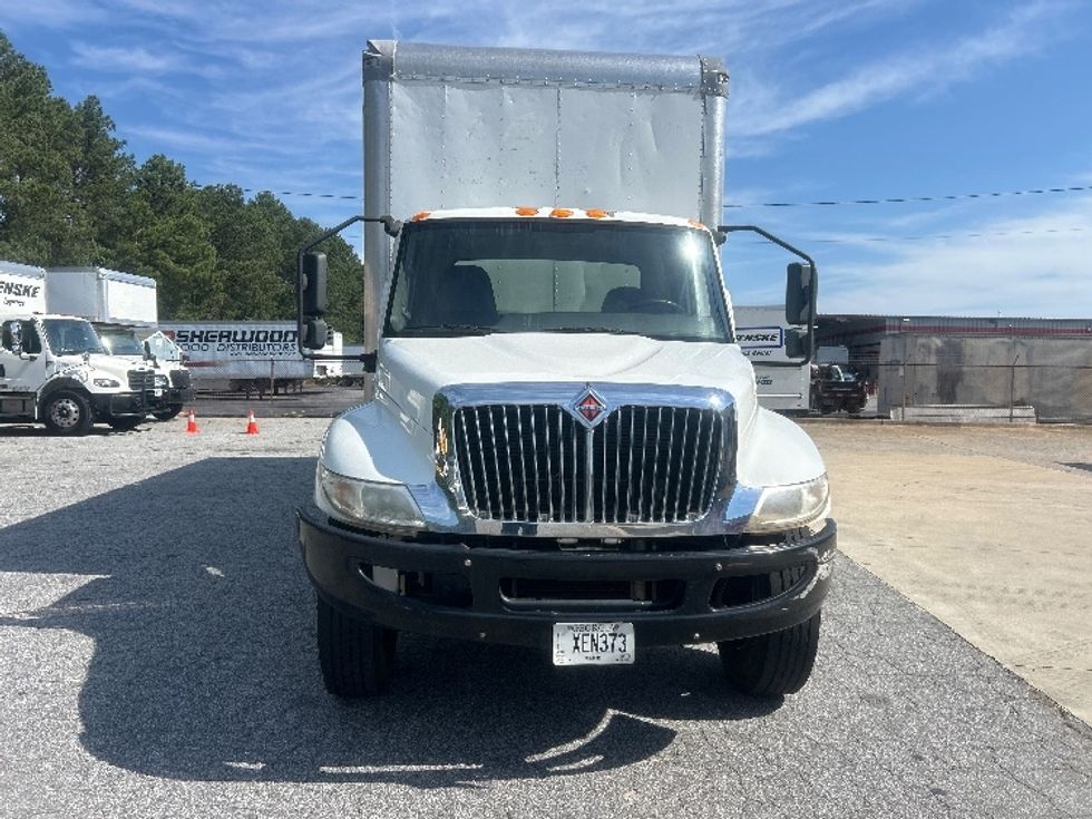 Medium Duty Box Truck-Light and Medium Duty Trucks-International-2020-MV607-Columbus-GA-177,858\n\t\tmiles-$ 44,250 - Image 2