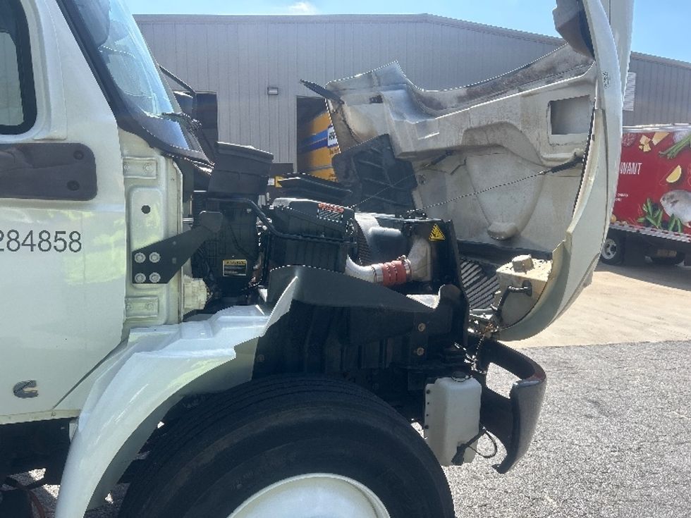 Medium Duty Box Truck-Light and Medium Duty Trucks-International-2020-MV607-Columbus-GA-177,858\n\t\tmiles-$ 44,250 - Image 22