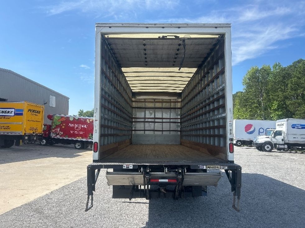 Medium Duty Box Truck-Light and Medium Duty Trucks-International-2020-MV607-Columbus-GA-177,858\n\t\tmiles-$ 44,250 - Image 8