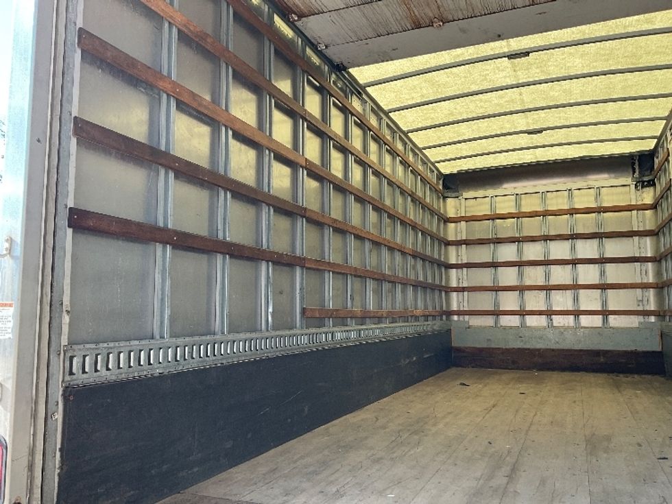 Medium Duty Box Truck-Light and Medium Duty Trucks-International-2020-MV607-Comstock Park-MI-133,565\n\t\tmiles-$ 45,000 - Image 11