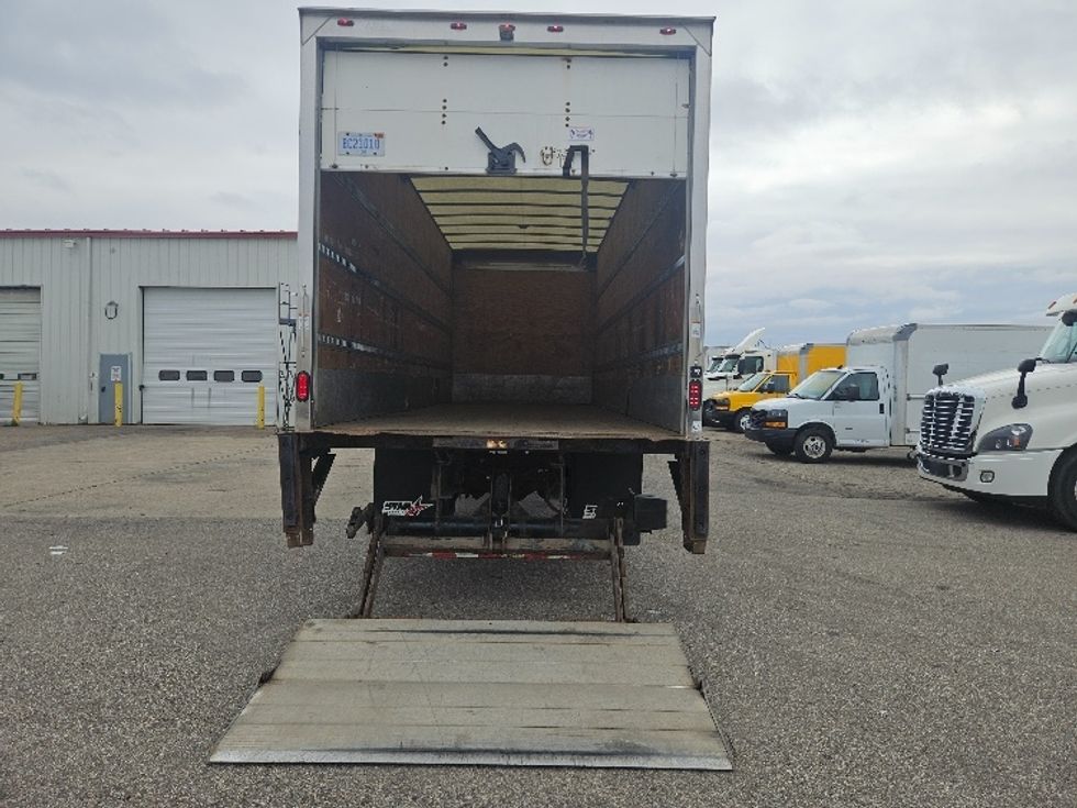 Medium Duty Box Truck-Light and Medium Duty Trucks-International-2020-MV607-Comstock Park-MI-257,425\n\t\tmiles-$ 38,750 - Image 9
