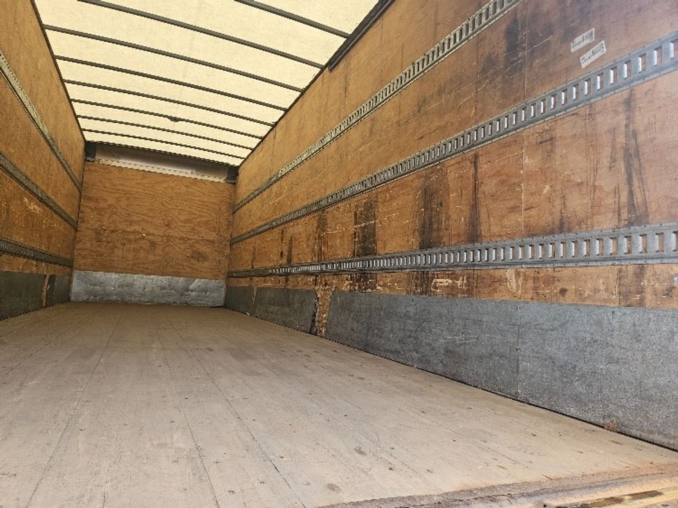 Medium Duty Box Truck-Light and Medium Duty Trucks-International-2020-MV607-Comstock Park-MI-257,425\n\t\tmiles-$ 38,750 - Image 12