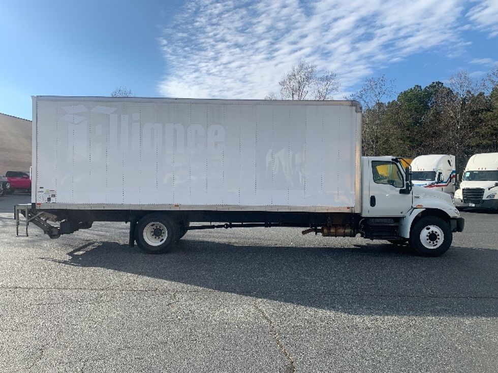 Medium Duty Box Truck-Light and Medium Duty Trucks-International-2020-MV607-Concord-NC-210,316\n\t\tmiles-$ 46,500 - Image 15