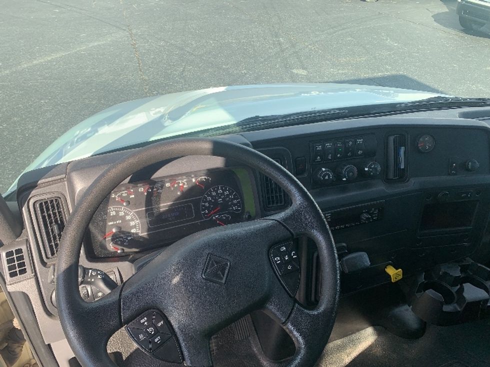 Medium Duty Box Truck-Light and Medium Duty Trucks-International-2020-MV607-Concord-NC-210,316\n\t\tmiles-$ 46,500 - Image 18