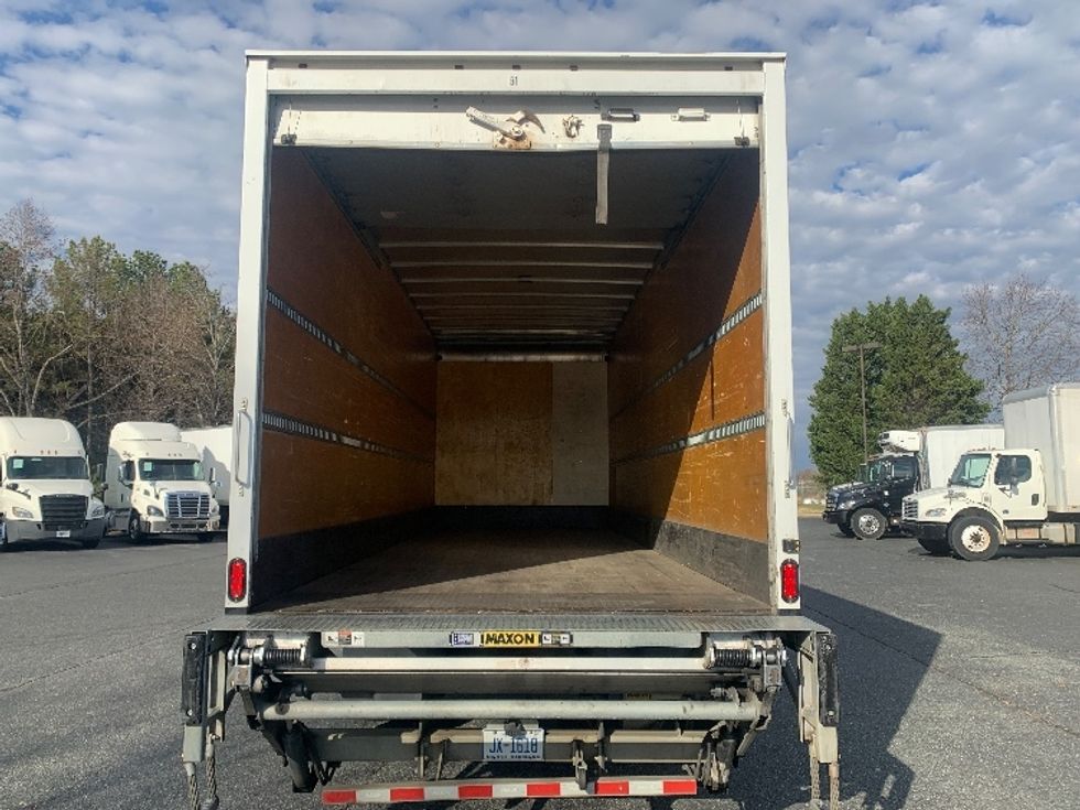 Medium Duty Box Truck-Light and Medium Duty Trucks-International-2020-MV607-Concord-NC-210,316\n\t\tmiles-$ 46,500 - Image 8
