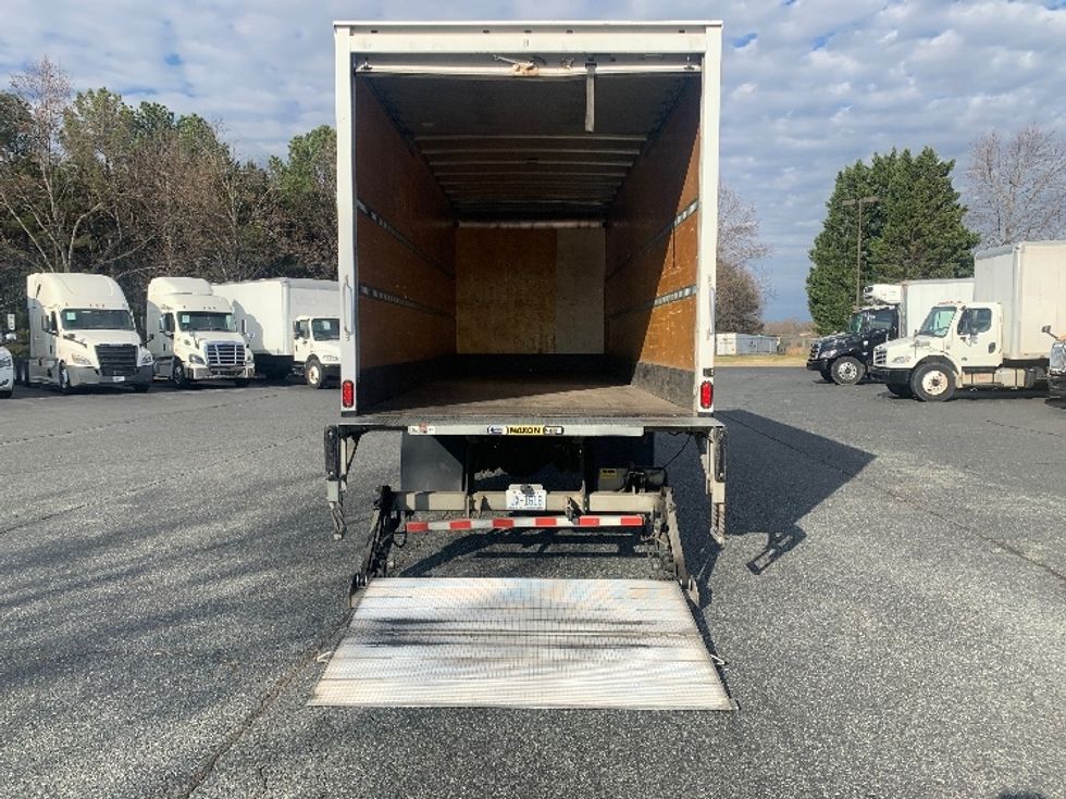Medium Duty Box Truck-Light and Medium Duty Trucks-International-2020-MV607-Concord-NC-210,316\n\t\tmiles-$ 46,500 - Image 9