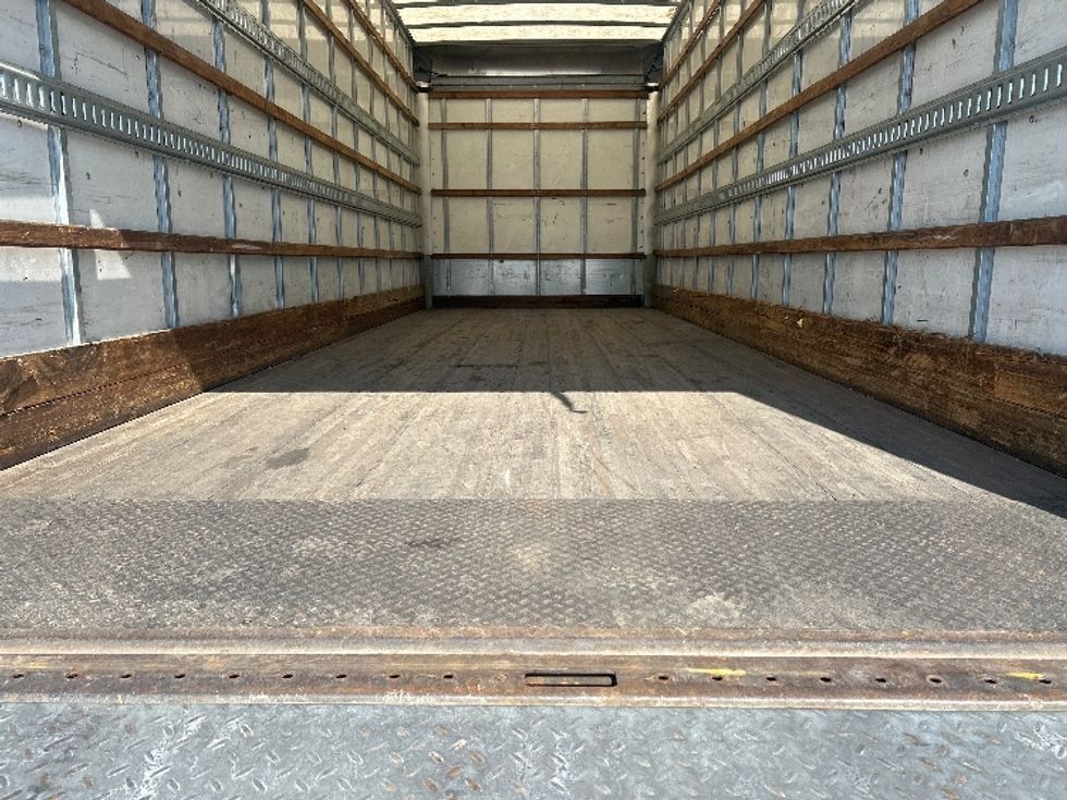 Medium Duty Box Truck-Light and Medium Duty Trucks-International-2020-MV607-Concord-NC-226,454\n\t\tmiles-$ 42,750 - Image 10