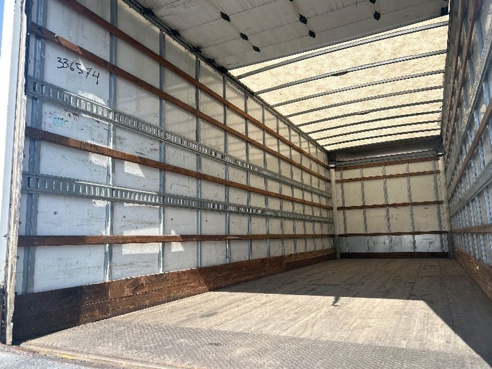 Medium Duty Box Truck-Light and Medium Duty Trucks-International-2020-MV607-Concord-NC-226,454\n\t\tmiles-$ 42,750 - Image 11