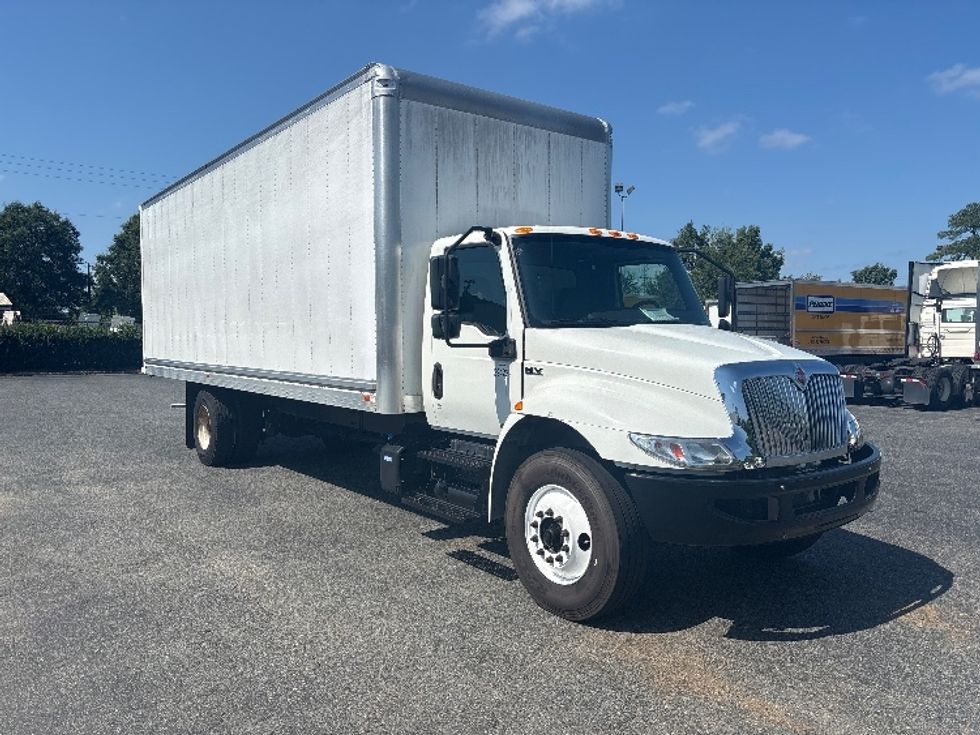 Medium Duty Box Truck-Light and Medium Duty Trucks-International-2020-MV607-Concord-NC-24,550\n\t\tmiles-$ 70,000 - Image 1