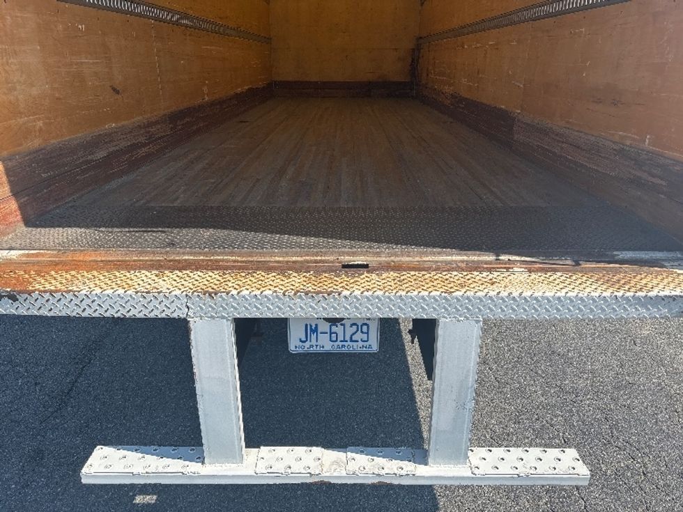 Medium Duty Box Truck-Light and Medium Duty Trucks-International-2020-MV607-Concord-NC-24,550\n\t\tmiles-$ 70,000 - Image 10