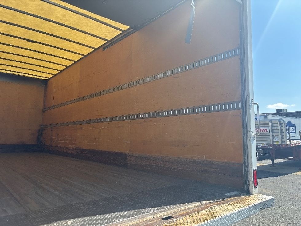 Medium Duty Box Truck-Light and Medium Duty Trucks-International-2020-MV607-Concord-NC-24,550\n\t\tmiles-$ 70,000 - Image 12